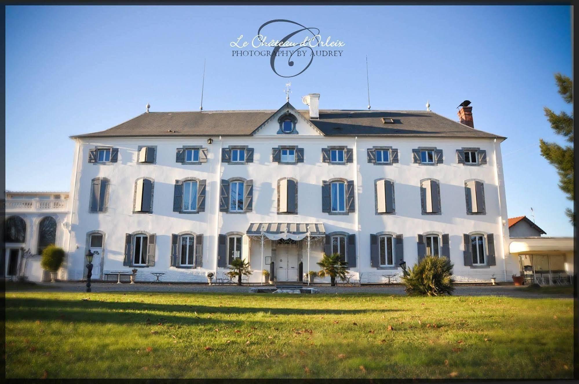 Pensión Le Chateau D'orleix 3*