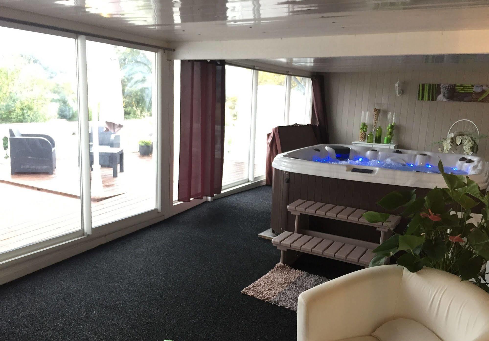 Guest house Le Chateau D'orleix Orleix