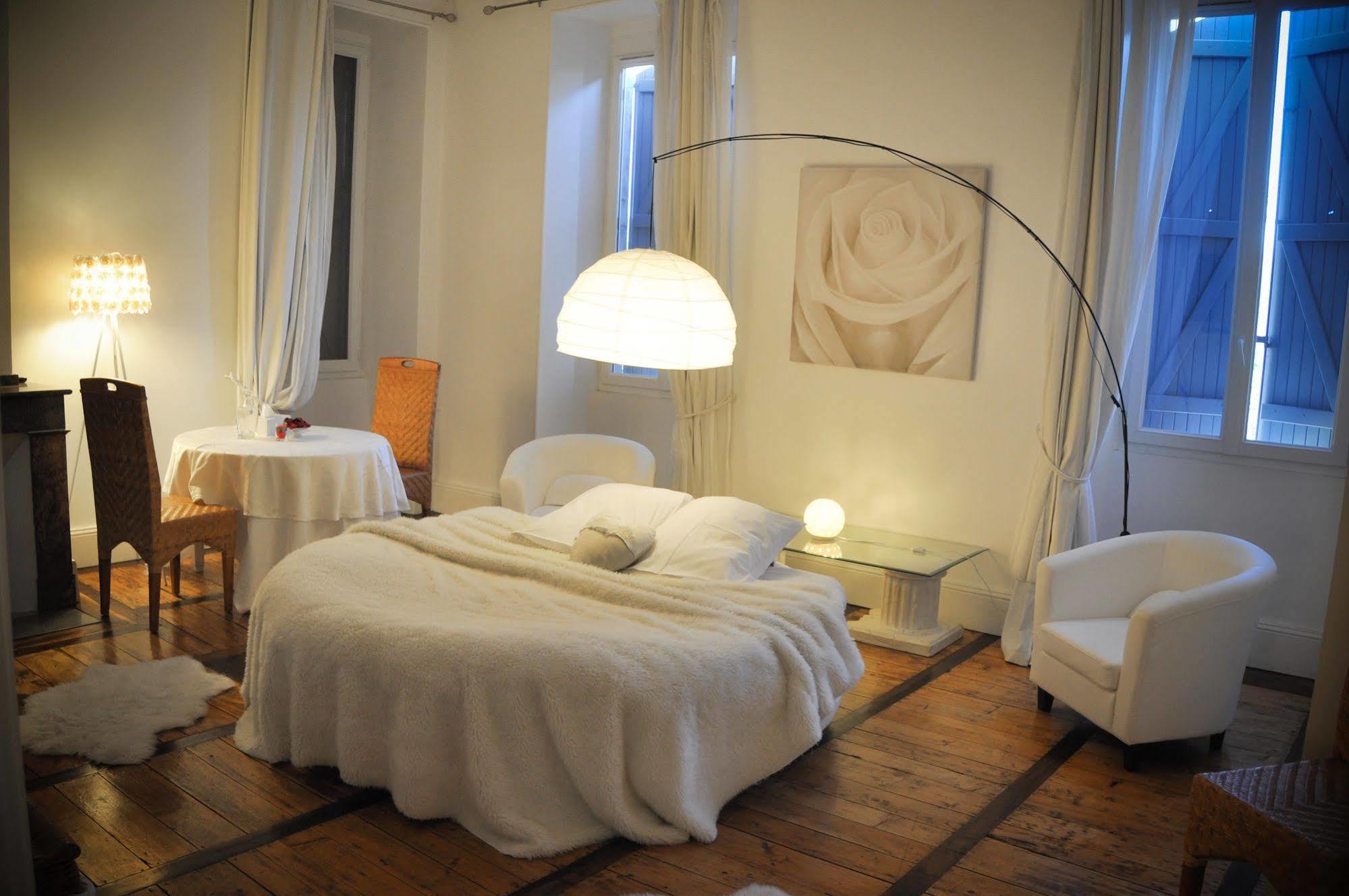 Le Chateau D'orleix Guest house